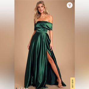 Brand new Lulus gown. Never worn, tags still on